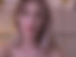 Live cam show with Serena - Tease on Camsoda
