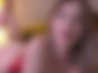 Live cam show with Serena - Red Hair Lush on makecum.org
