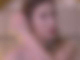 Live cam show with Serena - Small Tits on Camiplay Live