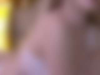 Live cam show with Serena - Dildo on Camsoda