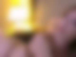 Live cam show with Serena - Spank Red Hair on camwithhim.com