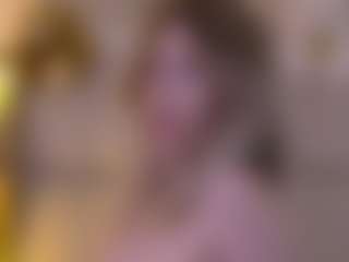 Live cam show with Serena - Natural on Camsoda