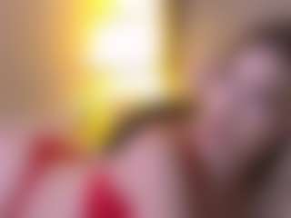 Live cam show with Serena - Red Hair HD on Milfs Live