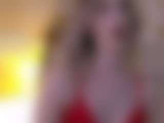 Live cam show with Serena - Camel Toe on TastyBlacksLive