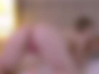 Live cam show with Serena - Fingering on Camsoda