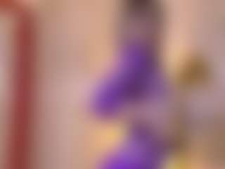 Live cam show with Serena - Sexwebcam Red Hair on Free Soda