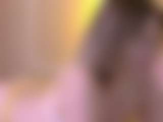 Live cam show with Serena - Fingering Latina on Camsoda