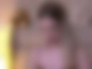 Live cam show with Serena - Grey Eyes on Soda Cam