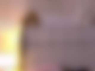 Live cam show with Serena - Tease Red Hair on infinitiblacc.com