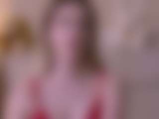 Live cam show with Serena - Red Hair Young Adult on UwU Esports