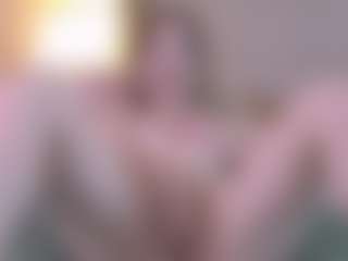 Live cam show with Serena - Bikini on SpankPalCams