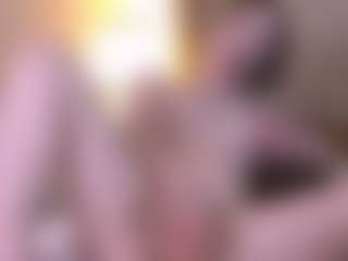 Live cam show with Serena - Strip Red Hair on Camsoda