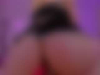 Live cam show with Anna_Lure - Anal on Camsoda