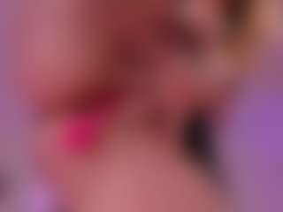 Live cam show with Anna_Lure - Dildo on Gym Cam Girls