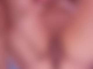 Live cam show with carolina-foxx - Chubby on SinfulBabes