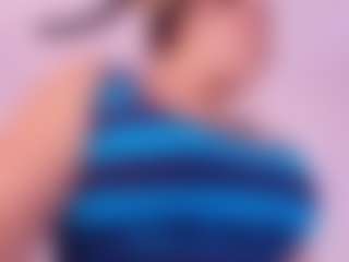 Live cam show with carolina-foxx - Chubby on parknlotfishbdy