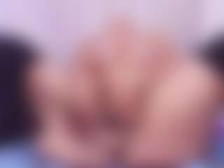 Live cam show with carolina-foxx - Chubby on Camversity