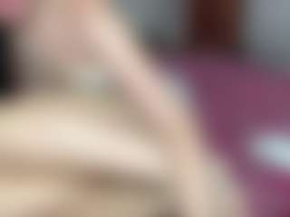 Live cam show with Daisy Love - Bikini on UwU Esports