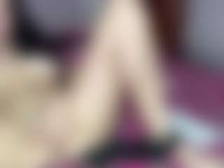 Live cam show with Daisy Love - Grey Eyes on liverealitysex.com