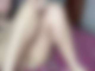 Daisy Love's Live Sex Cam Show