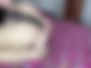 Daisy Love's Live Sex Cam Show