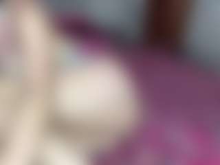 Live cam show with Daisy Love - Bikini on Camsoda