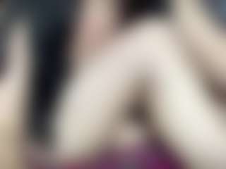 Live cam show with Daisy Love - Blue Eyes on CamClone