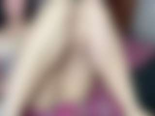 Live cam show with Daisy Love - Amateur on Camsoda