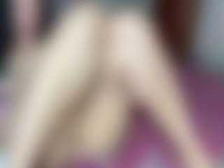 Live cam show with Daisy Love - Hairy Pussy on Hubzter Live