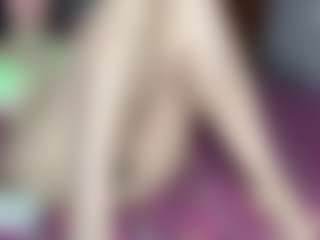 Daisy Love's Live Sex Cam Show