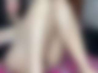 Live cam show with Daisy Love - Bedroom on Camsoda