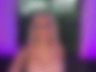 Halia Hill's Live Sex Cam Show