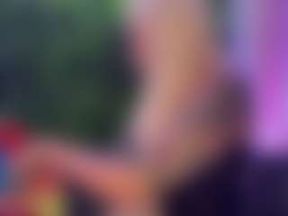 Halia Hill's Live Sex Cam Show