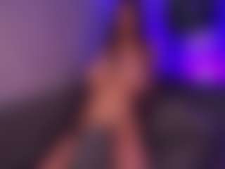 Live cam show with AnuricBriny - BBW on Camiplay Live