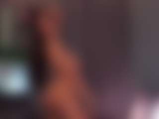 Live cam show with AnuricBriny - Public BBW on Cam Slut