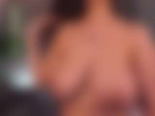 Live cam show with AnuricBriny - BBW on CamClone