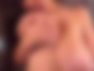 Live cam show with AnuricBriny - Public Latina on sexylive.show