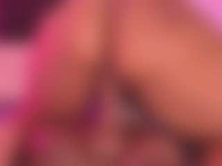 Live cam show with madison-nv - Facial on Camsoda
