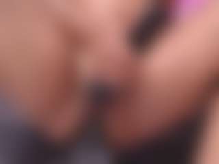 Live cam show with madison-nv - Body Massage on Milfs Live
