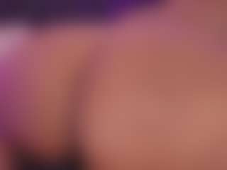 Live cam show with madison-nv - Double Penetration on livesuperchat.net