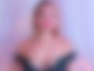 Live cam show with Miilla-Cooper - Control on Camsoda