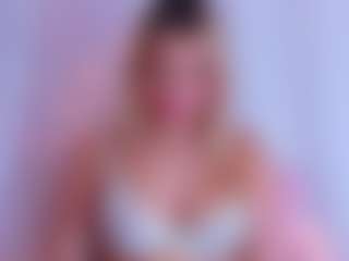 Miilla-Cooper's Live Sex Cam Show