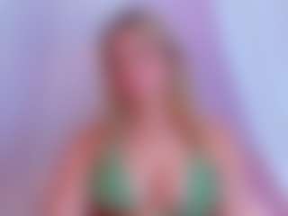 Live cam show with Miilla-Cooper - Fetish Curvy on Fling VIP Chat
