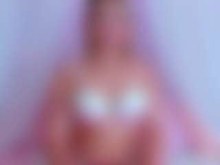 Live cam show with Miilla-Cooper - Strip Blonde Hair on Camsoda