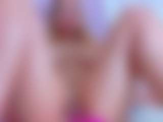 Miilla-Cooper's Live Sex Cam Show