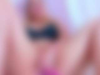 Miilla-Cooper's Live Sex Cam Show
