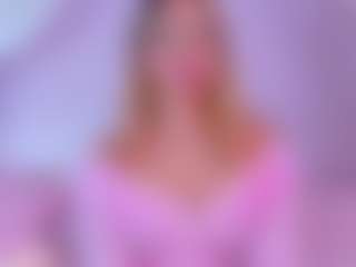 Live cam show with Miilla-Cooper - Big Nipples on SquirtSoMuch