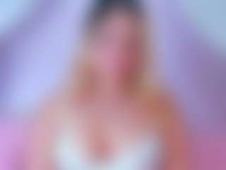 Live cam show with Miilla-Cooper - Romanian on madthumbs | colombia