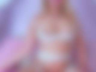 Miilla-Cooper's Live Sex Cam Show