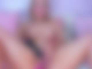 Miilla-Cooper's Live Sex Cam Show